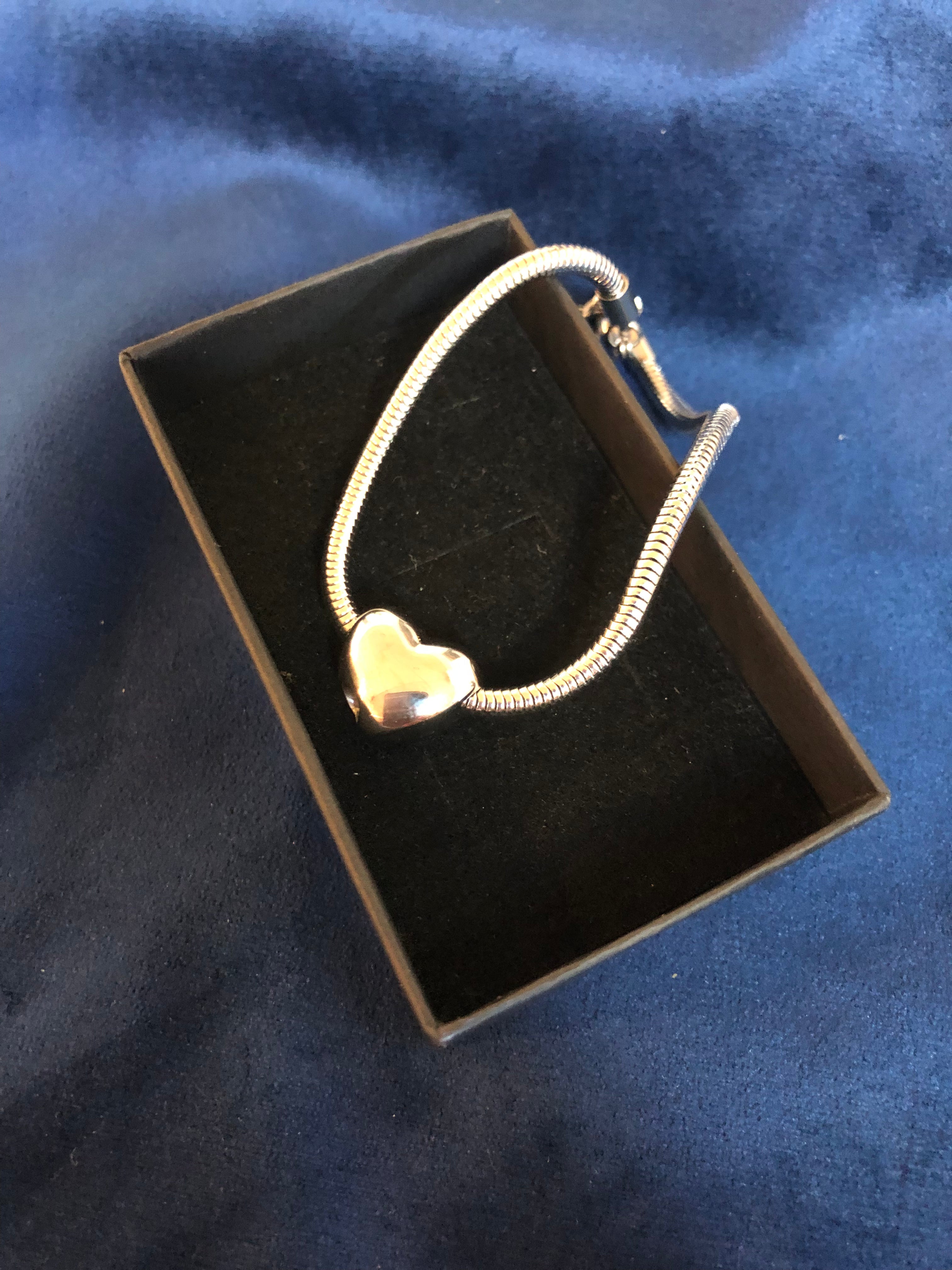 Ashes keepsake bracelet